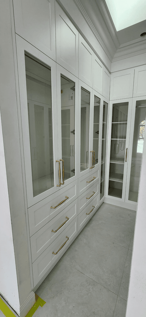 Custom Wardrobes Sydney | Built-in & Walk-in Wardrobe Solutions - Cyber ...